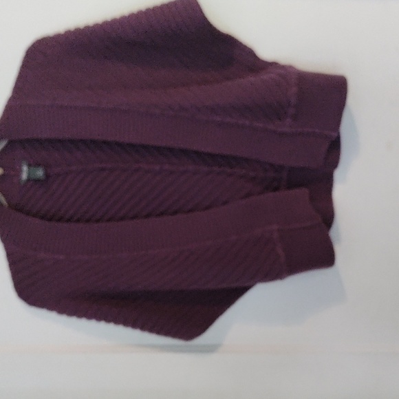 Kenneth Cole - Picture 1 of 6